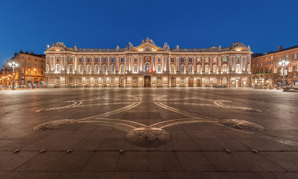 Hotel De Bordeaux Toulouse Exterior photo